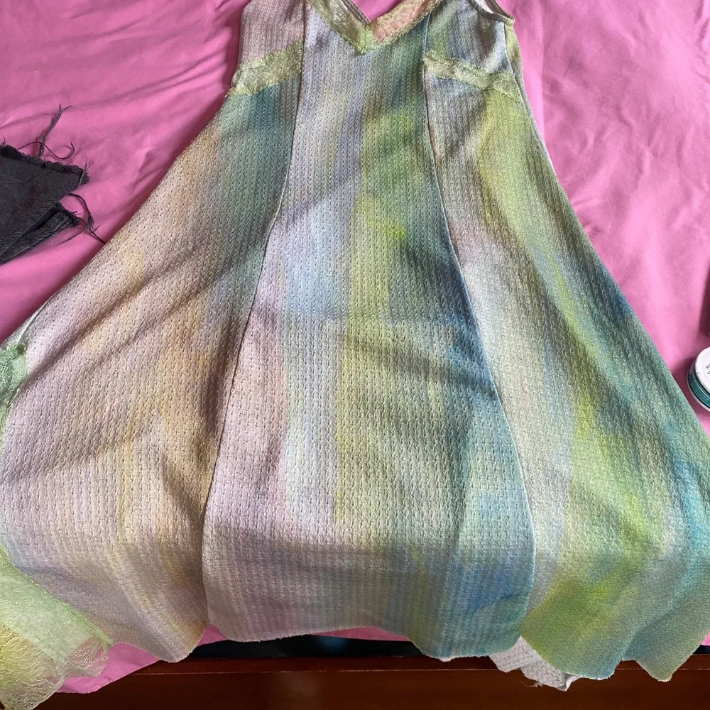 Mermaid inspired dress - Picture 4 of 4